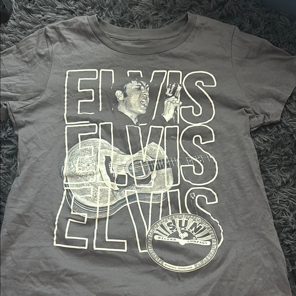 Gray Elvis Graphic T-Shirt